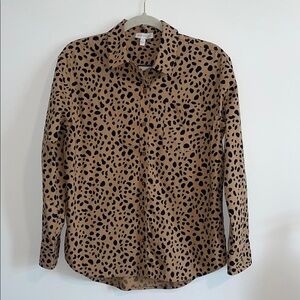 Crown & Ivy Leopard Print Button-Up Shirt size PS New with Tags
